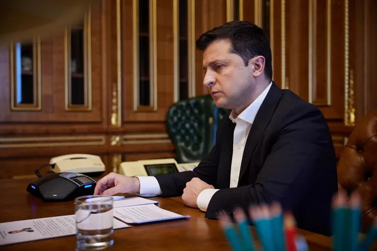 Dua Menteri Ukraina Mundur di Tengah Skandal Korupsi Energi: Ujian Berat bagi Pemerintahan Zelensky