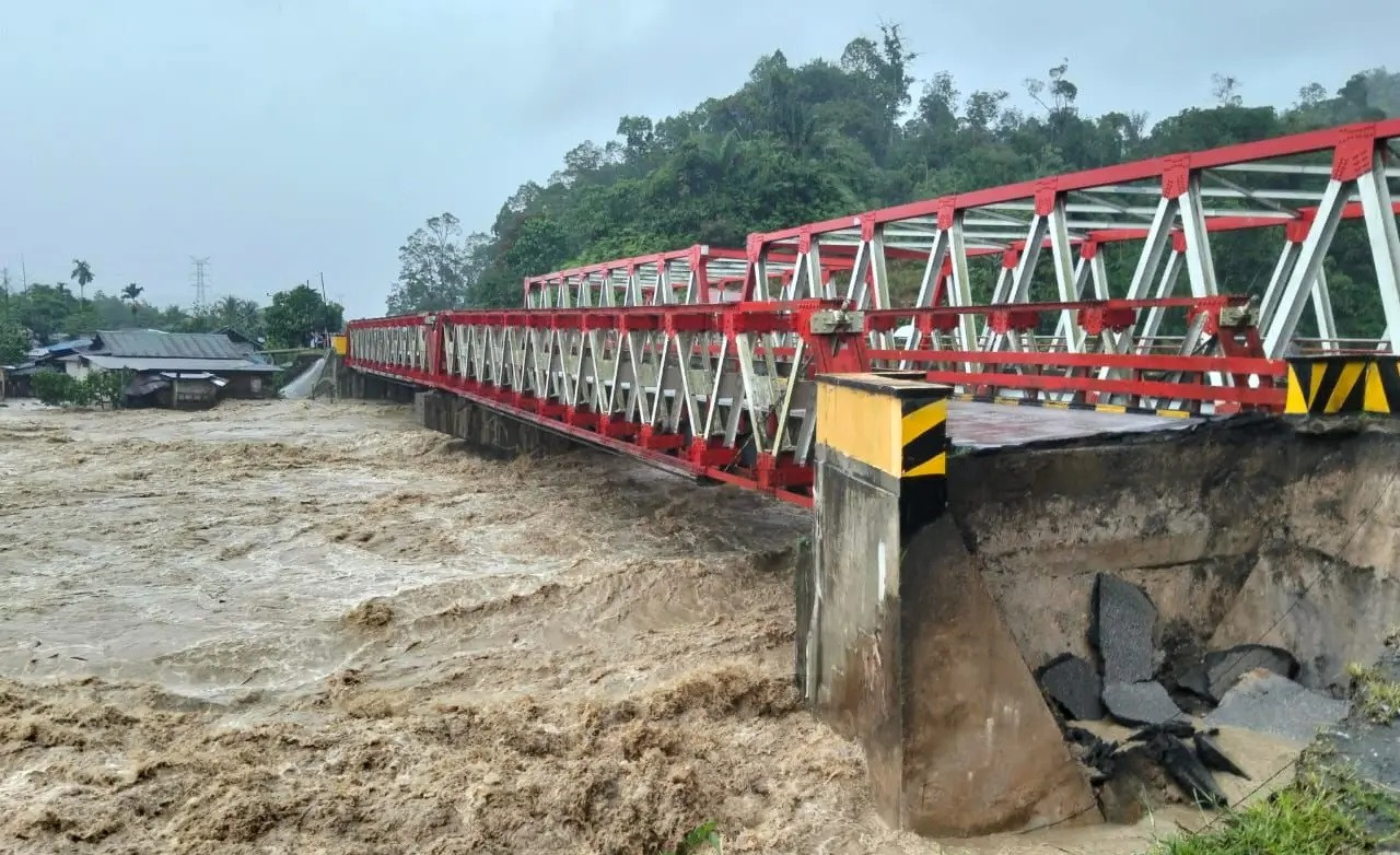 Cuaca Ekstrem Landa Empat Kabupaten di Sumatera Utara, BNPB Tingkatkan Peringatan Kesiapsiagaan