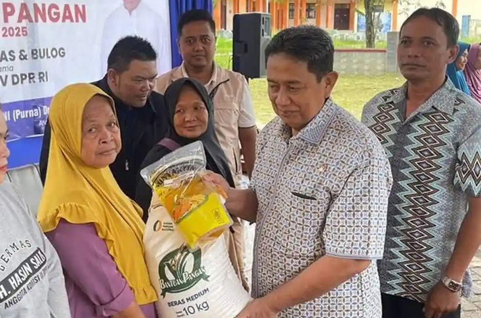 8.256 Warga Tarakan Terima Bantuan Pangan Beras dan Minyak Goreng